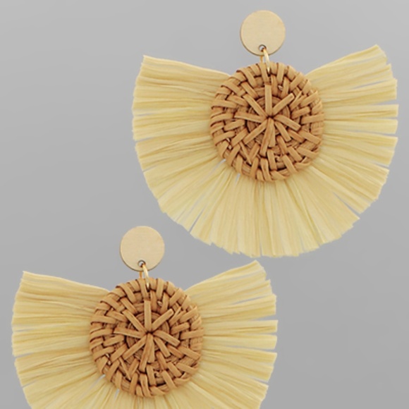 Raffia Tassel On Round Rattan Earring - Picture 2 of 4